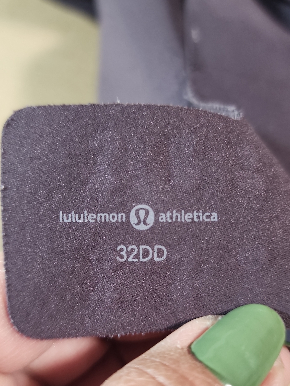 Lululemon Enlite Bra Black Currant, Size 32DD - Picture 8 of 8